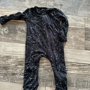 Kyte BABY Black Footies One Piece